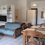 Lina'S Apartment & Maisonette * Neo Klima