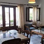 Lina'S Apartment & Maisonette * Neo Klima