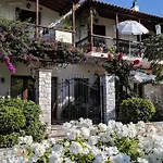 Lina'S Apartment & Maisonette Appartamento *