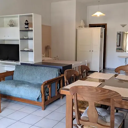 Lina's & Maisonette * Neo Klima