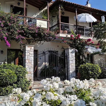 Lina A & M Apartment *