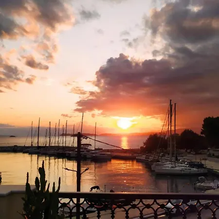 Lina'S Apartment & Maisonette *