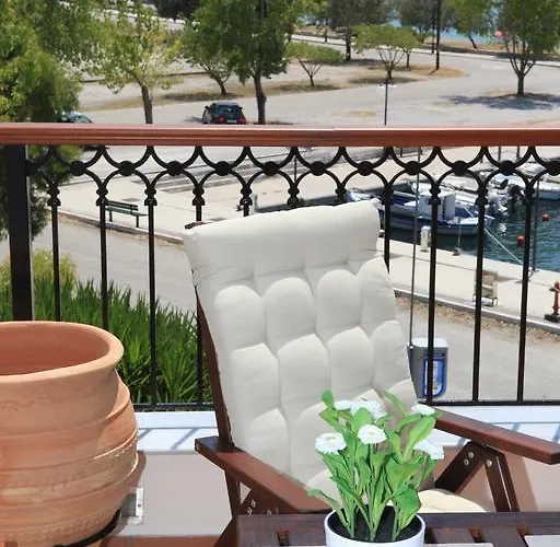 Lina A & M Apartment *