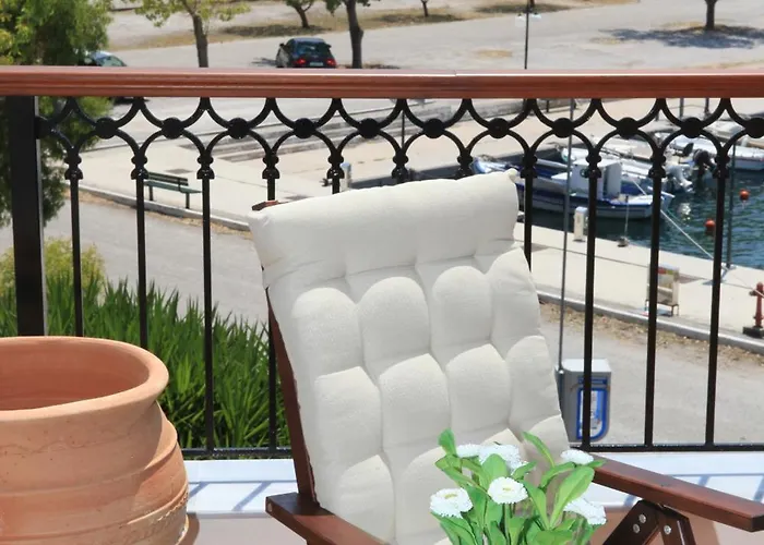 Lina'S Apartment & Maisonette דירה *