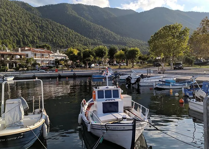 Lina'S Apartment & Maisonette דירה נאו קלימה