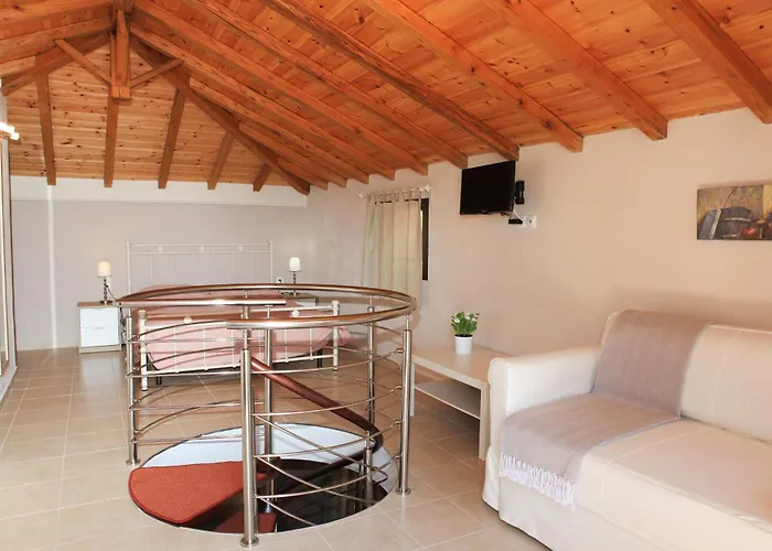 Lina'S Apartment & Maisonette *