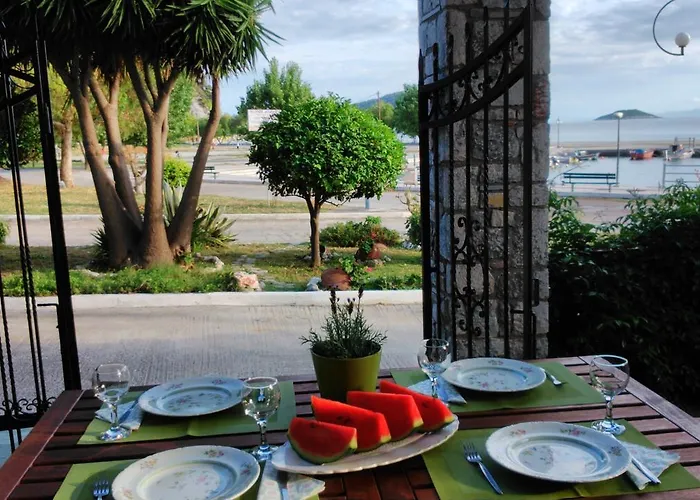 Lina'S Apartment & Maisonette דירה *